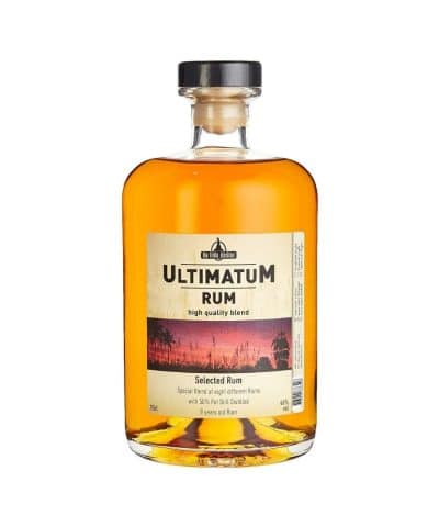 cws12451 ultimatum selected 8 years rum 700ml